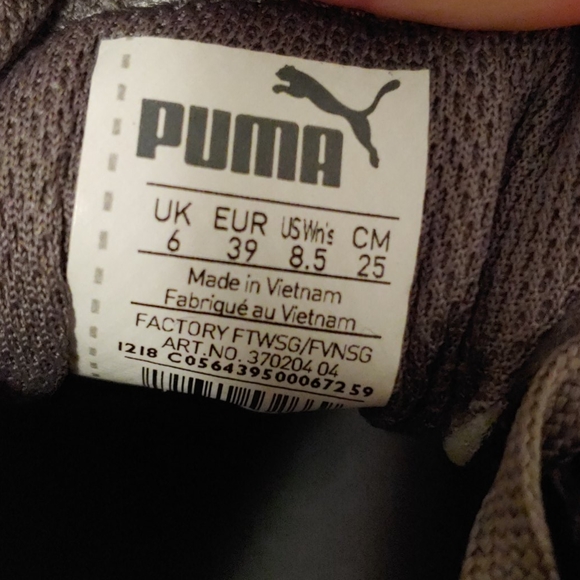 Size 8.5 Puma Softfoam Shoes - Picture 8 of 9